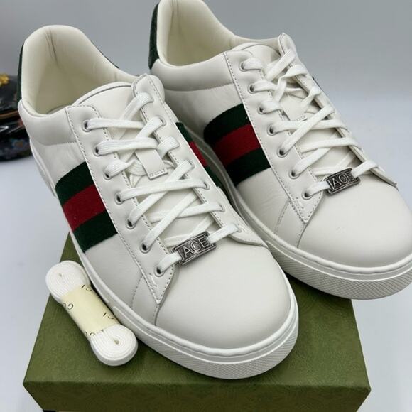 Men's Gucci, ace leather, web stripe sneakers size 10 made in Italy - Picture 1 of 16